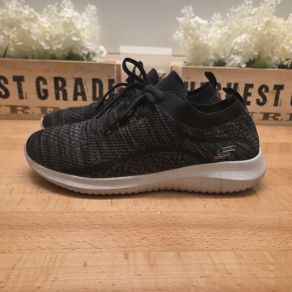 Skechers Women's Ultra Flex Statements Sneakers Black/Gray Athletic Shoes Sz 7.5